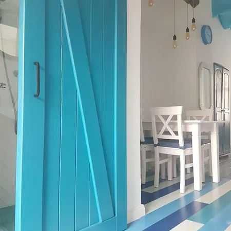 Pause With Free Parking Apartman