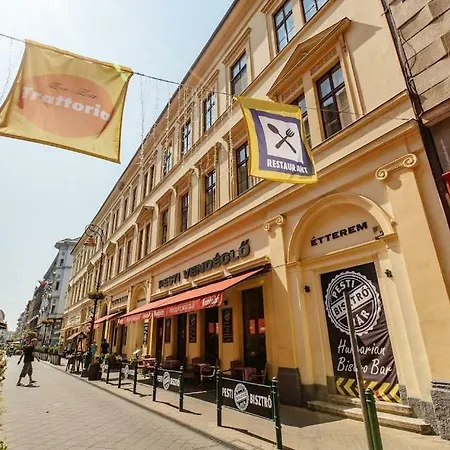 Pause With Free Parking Apartman *