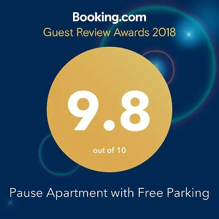 Pause With Free Parking *